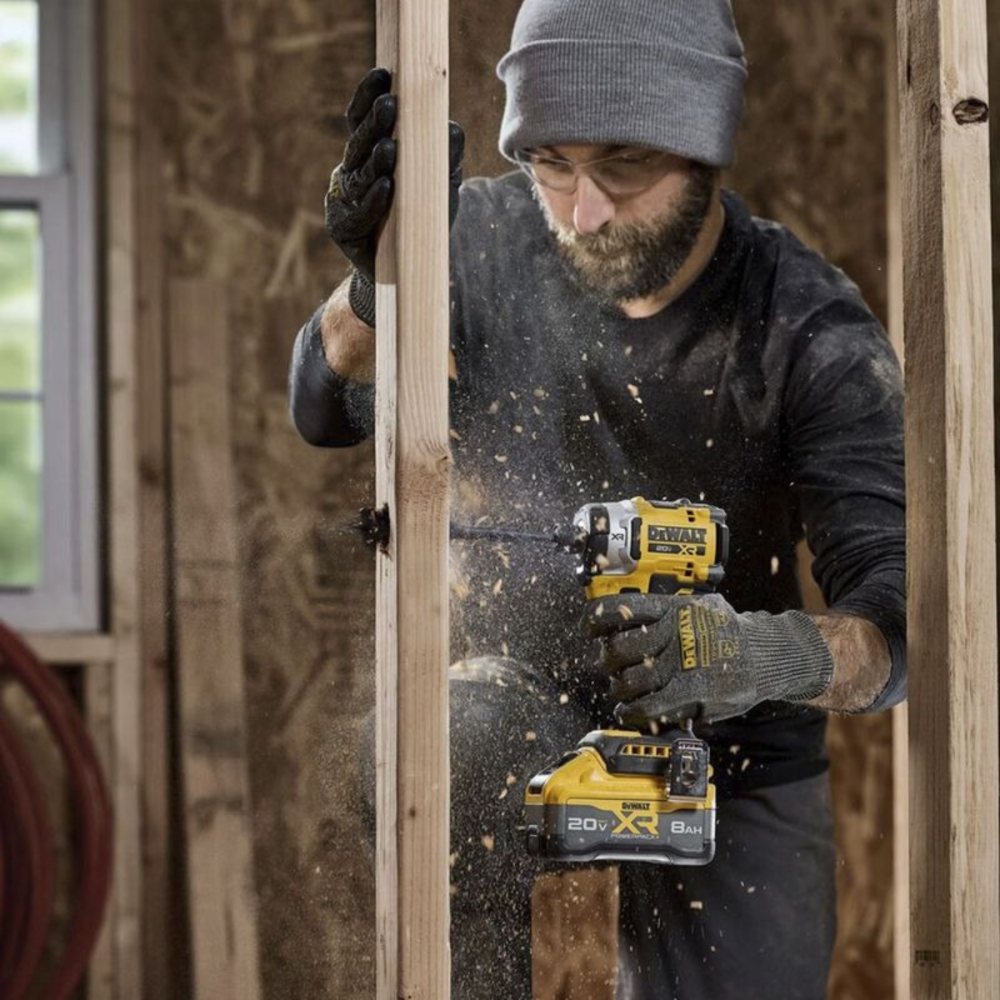 DeWalt DCF860B - Complete Portable Drill/Driver Kit